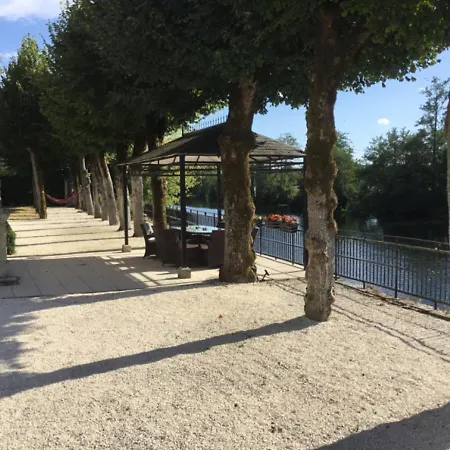 Stunning Chateau On The River Bank In Astier Saint-Astier (Dordogne)