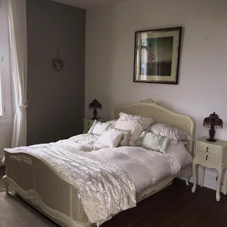 Stunning Chateau On The River Bank In Astier Villa Saint-Astier (Dordogne)