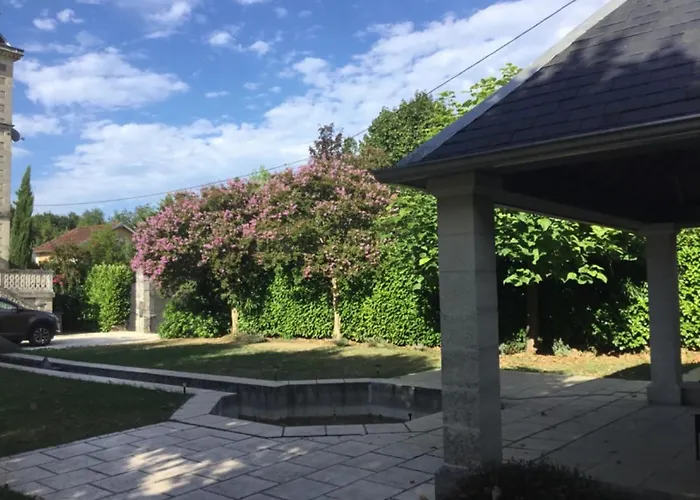 Stunning Chateau On The River Bank In Astier * Saint-Astier (Dordogne)