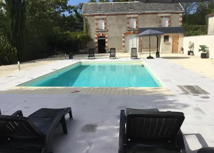 Stunning Chateau On The River Bank In Astier 别墅 *